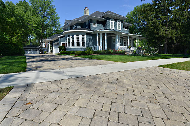 Best Asphalt Driveway Paving in Hampton, IL